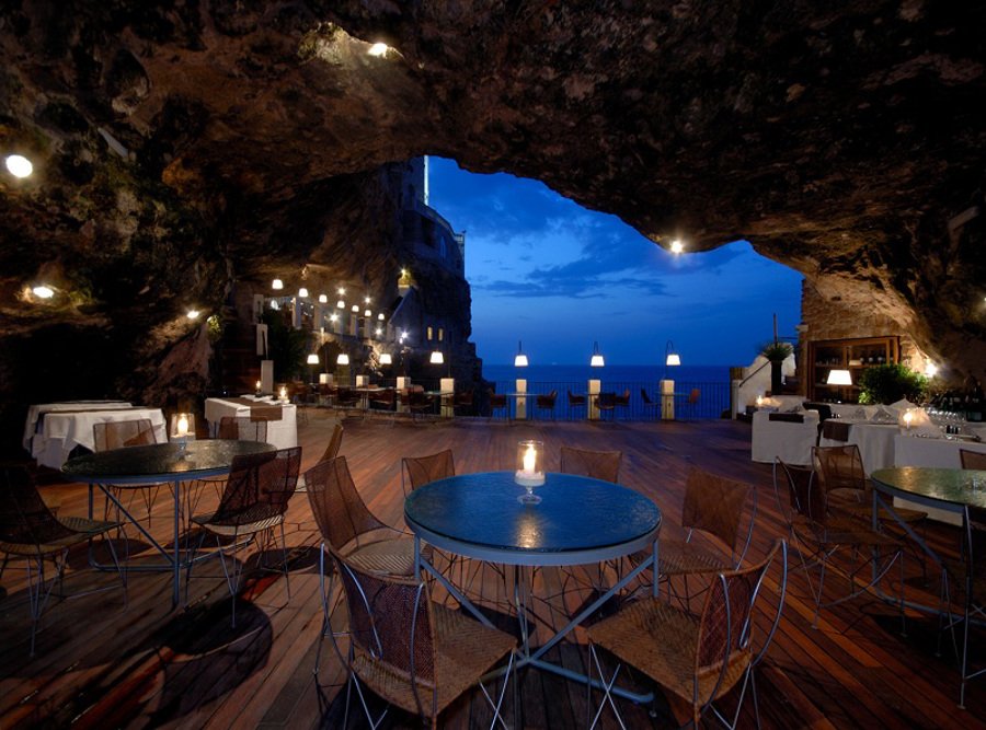 -Ristorante-Grotta-Palazzese