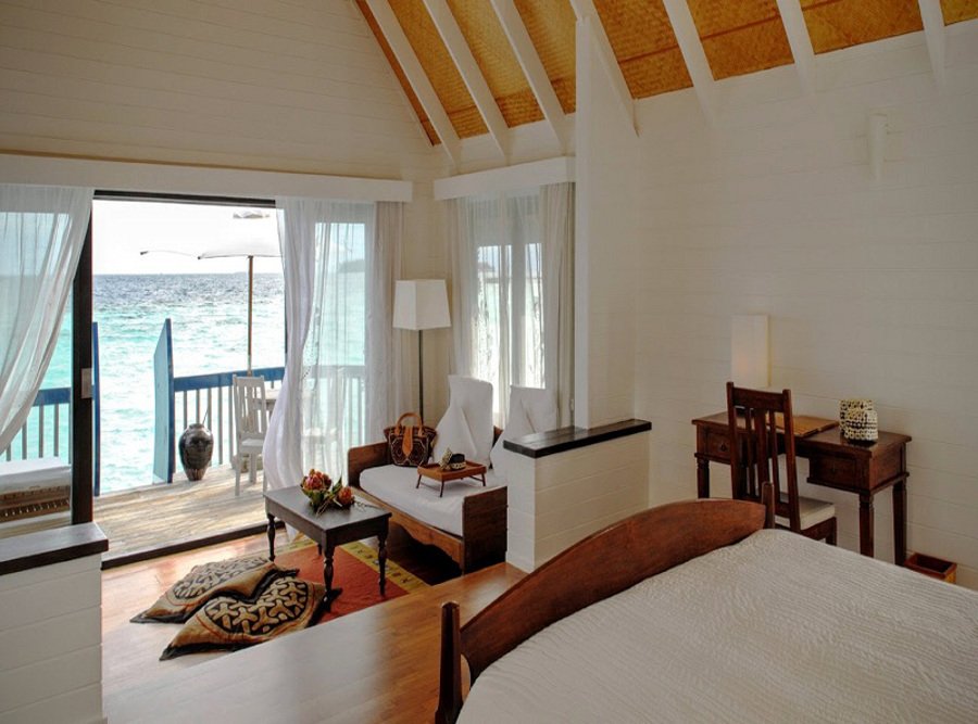Dhoni-Suite-Cocoa-Island-by-COMO