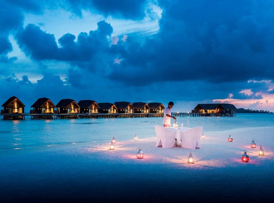 Dhoni-Suite-Cocoa-Island-by-COMO