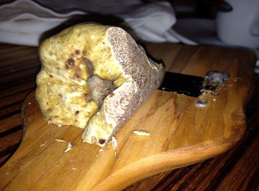 1-Italian-White-Alba-Truffle
