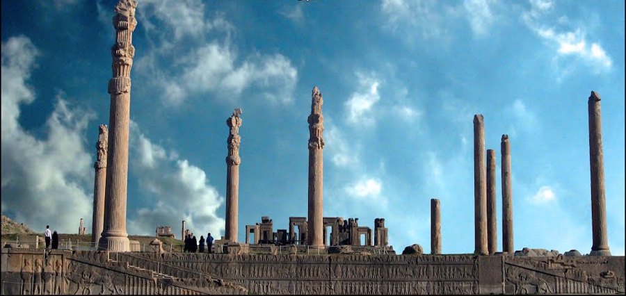 کاخ آپادانا