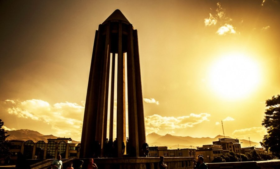 آرامگاه ابن سینا 