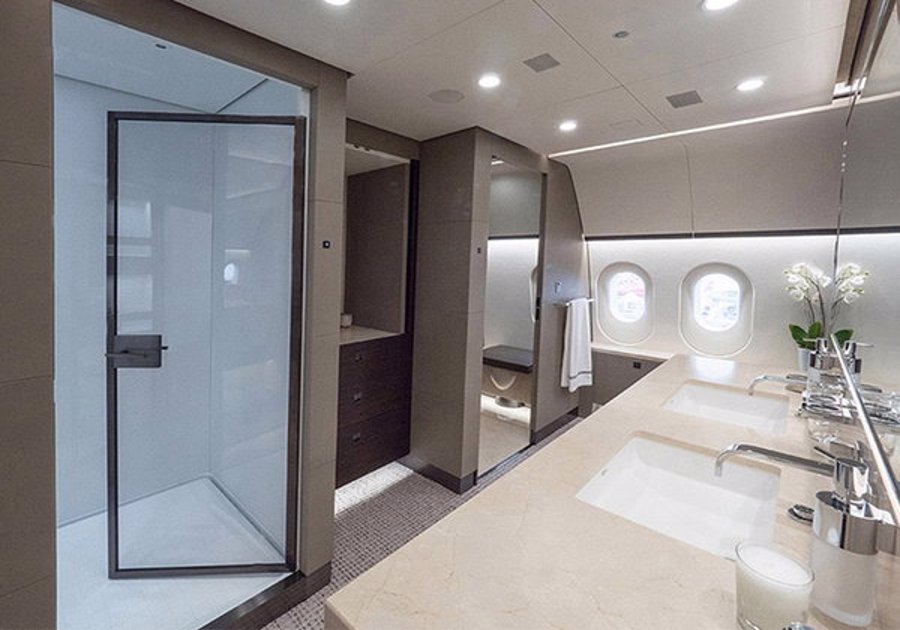 بوئینگ 787 دریم لاینر؛ بزرگ ترین هواپیمای اختصاصی لوکس دنیا