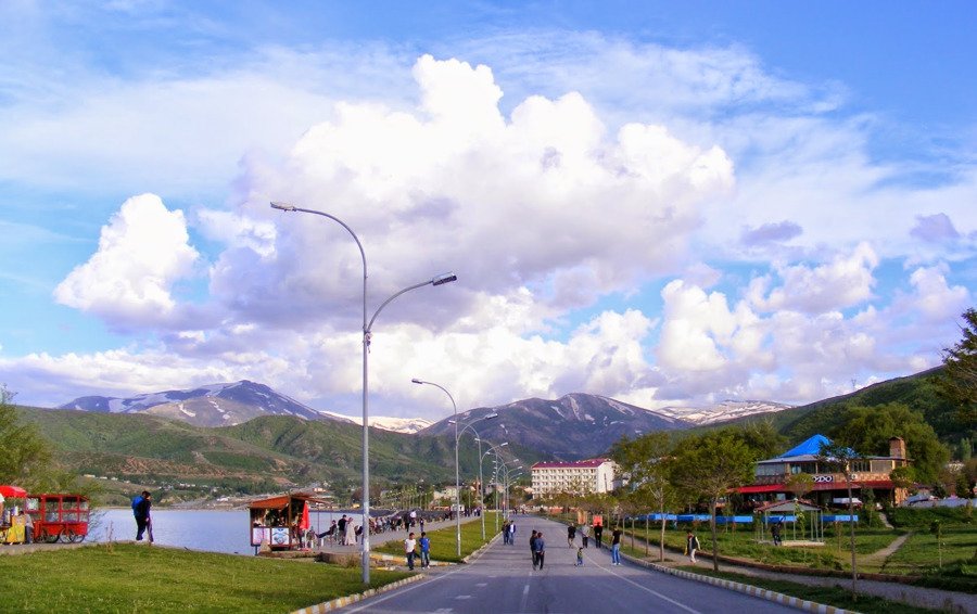 وان