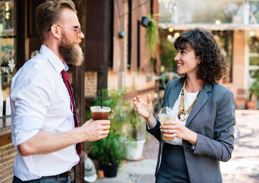 برقراری ارتباط با زبان های خارجی