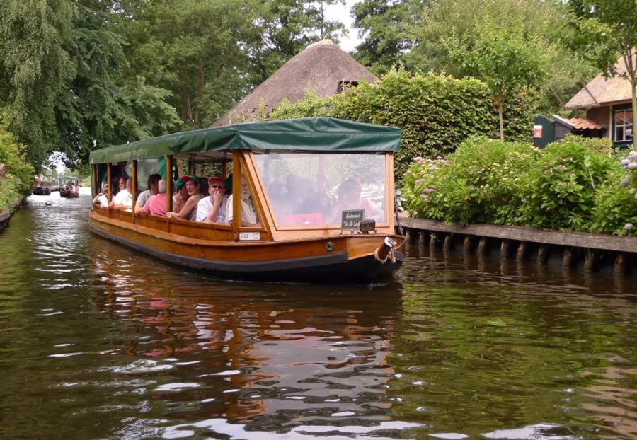 مشهور شدن روستای گیتورن توسط یک کارگردان