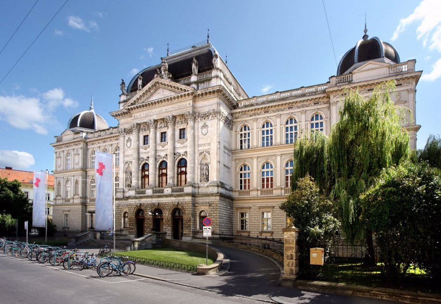 • دانشگاه گراتس University Of Graz