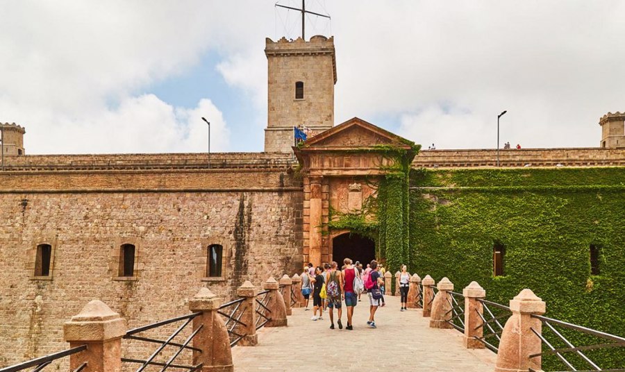 قلعه مونجوئیک | Montjuïc Castle