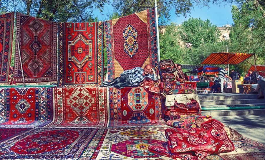 بازار ورنیساژ | Vernissage