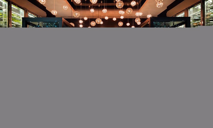 رستوران اورونرو | Oronero Bar & Restaurant