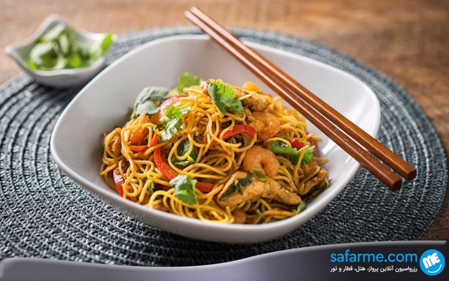 نودل ساده یا سبزیجات