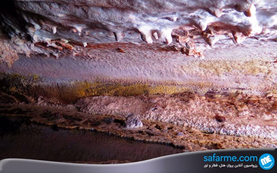 غار-الهه-نمک-فیروزه-ای