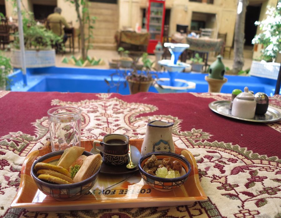 niyayesh-shiraz-hotel-tea