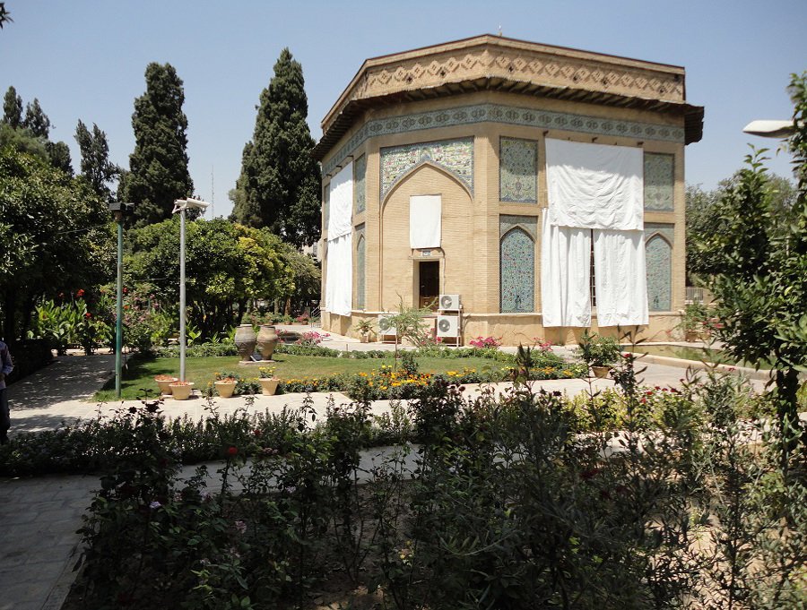 pars-museum-shiraz
