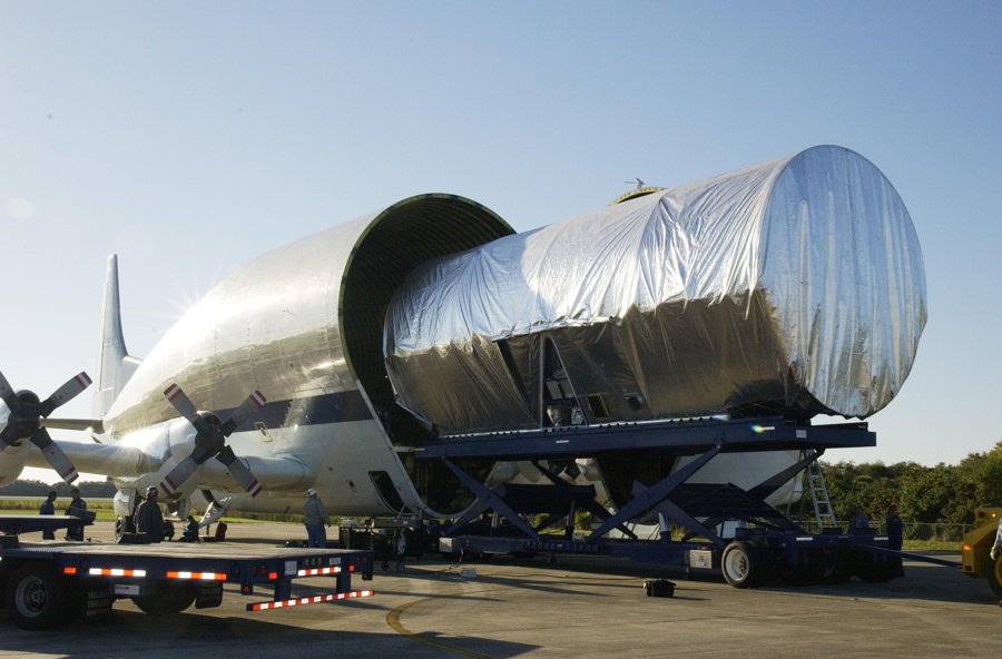 long_spacer_arrives_in_guppy
