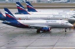 Sukhoi_Superjet_100