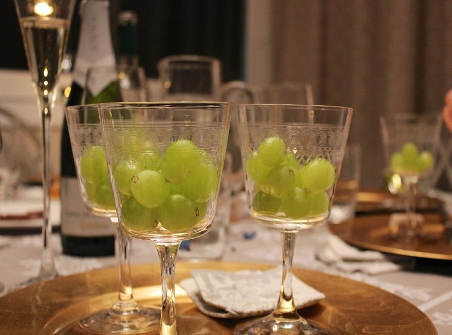12 Grapes Mexico New Year - Flickr Chris Oakley