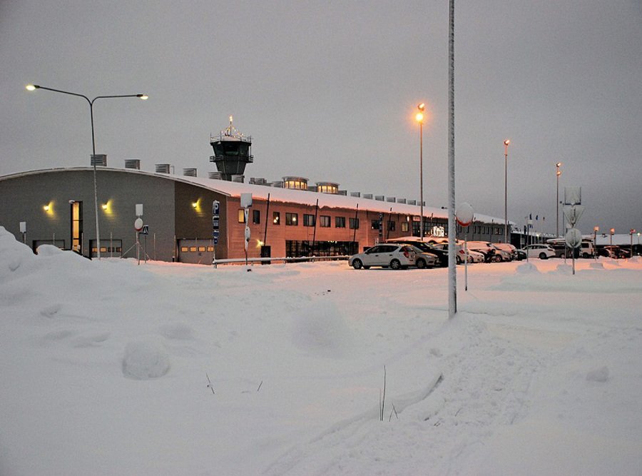 1280px-Kittilä_airport